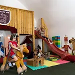Apartmanhaz 公寓 哈卡尼