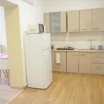 Apartmanhaz 公寓 *