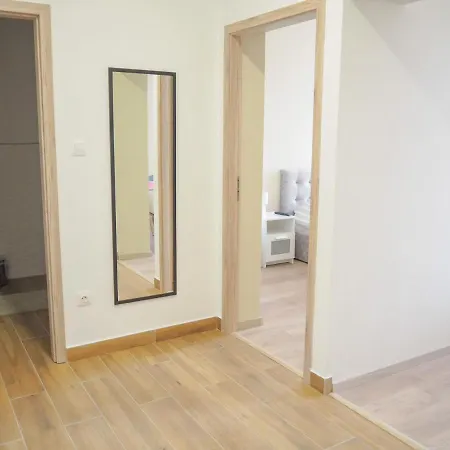 Lejlighed Apartmanhaz