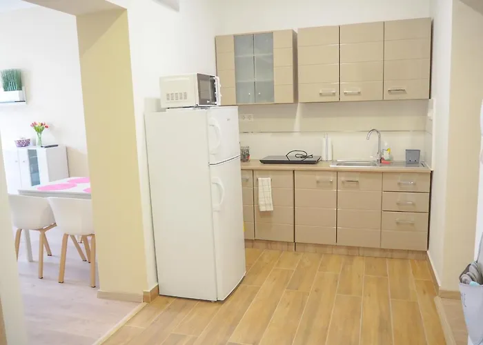 Apartmanhaz Apartman *